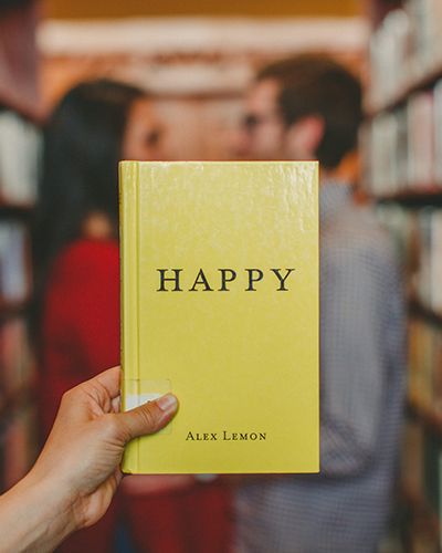Happy, Penulis : Alex Lemon